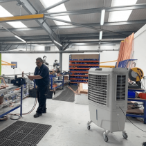 Racitor de aer profesional Master BC 80,Ionizare, Pentru 180 mp, Rezervor 100 l, Debit aer 8000 mc/h