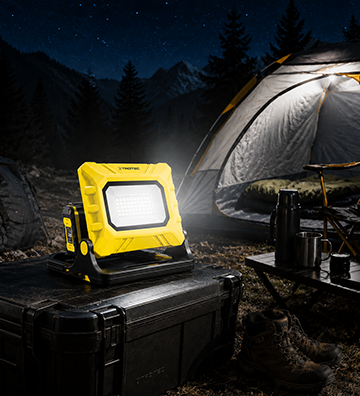 Lampa de lucru cu acumulator